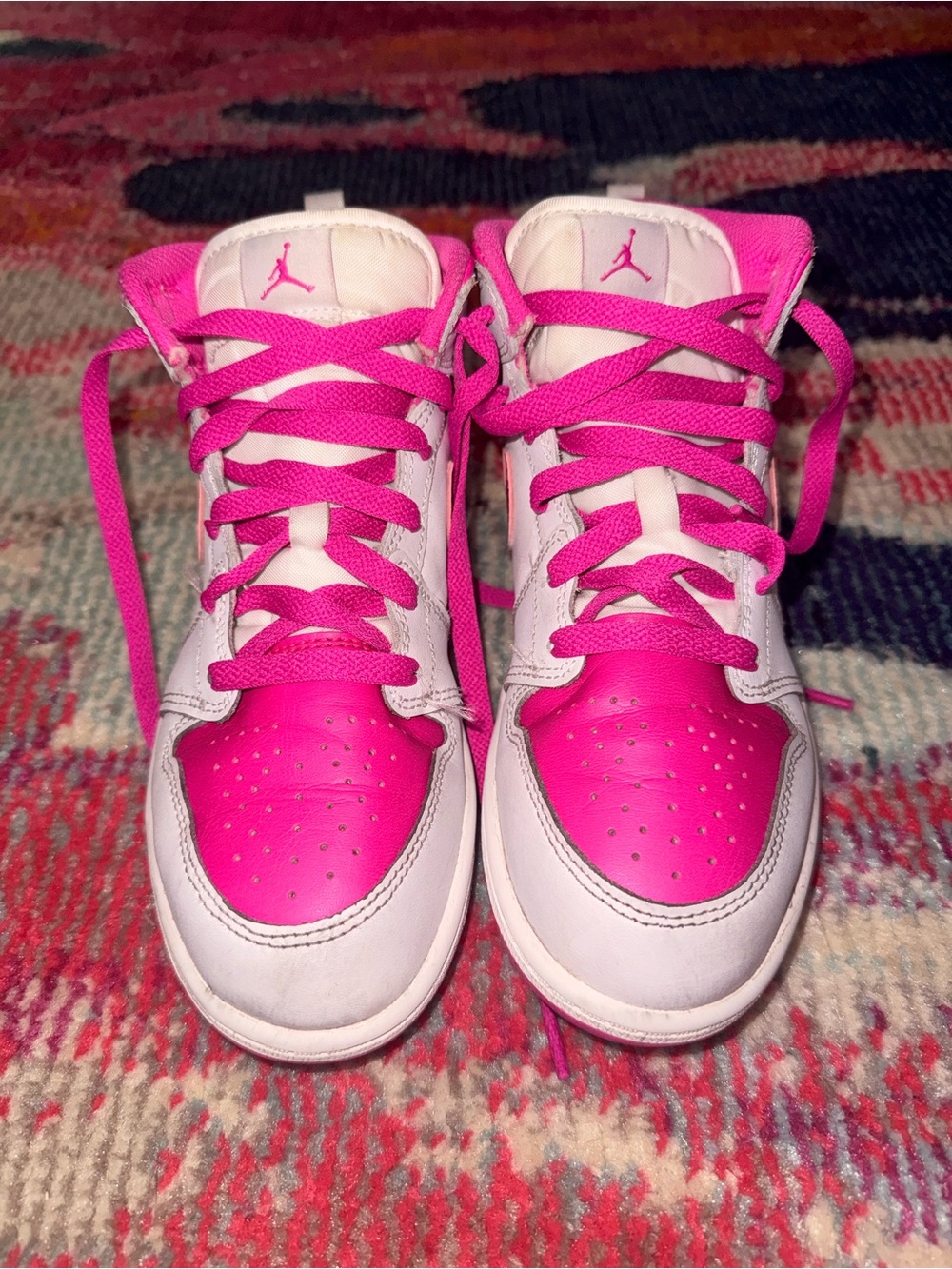 Jordan Mid 1 Kids' Fire Pink sz 3y